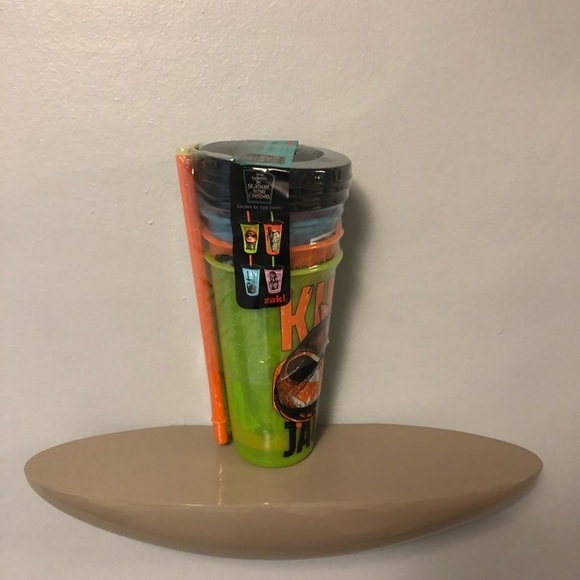 Zak! The Nightmare Before Christmas 4-pack glow in the dark tumblers.  Halloween - Picture 4 of 8